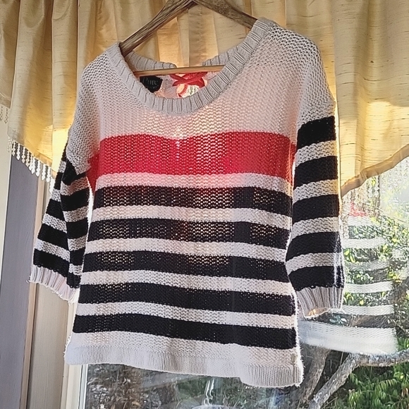 PURE Handknit 100% cotton, 3/4 sleeve, knit cropped tie back sweater size S/M - Picture 3 of 11
